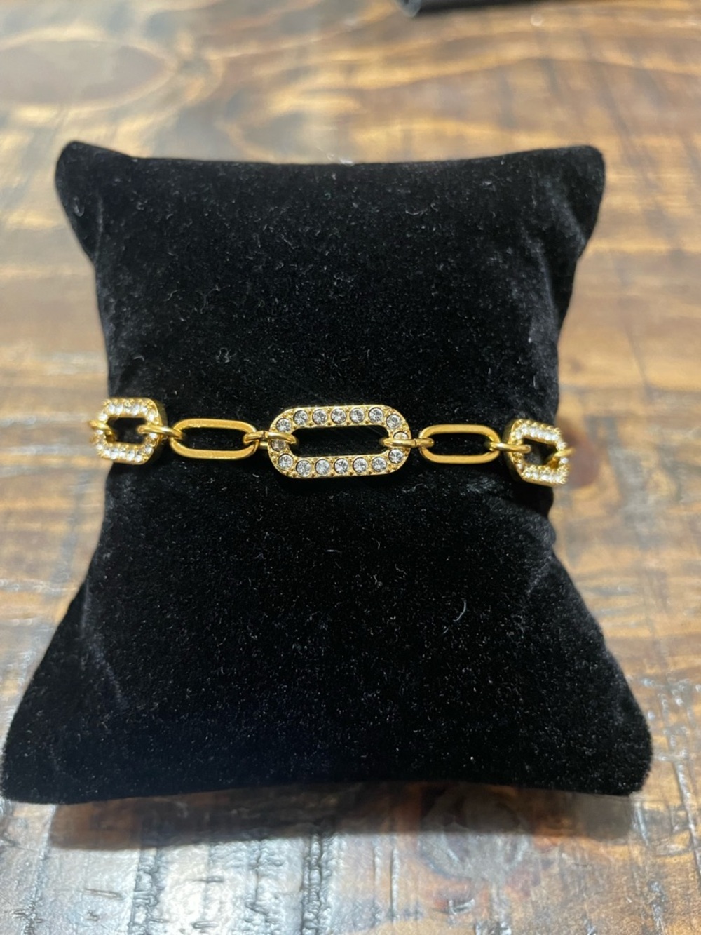 Touchstone by Swarovski Fascinate Bracelet